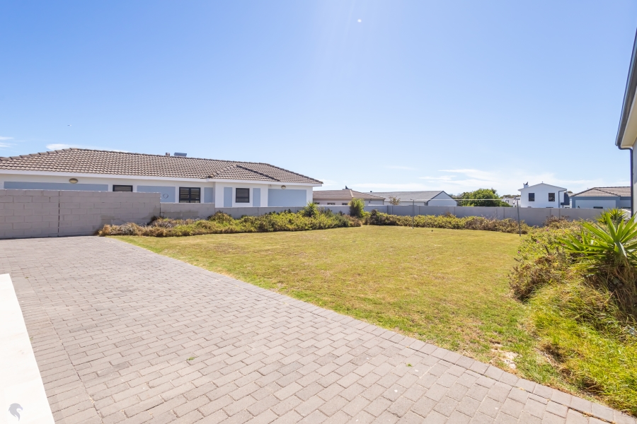 4 Bedroom Property for Sale in Country Club Western Cape